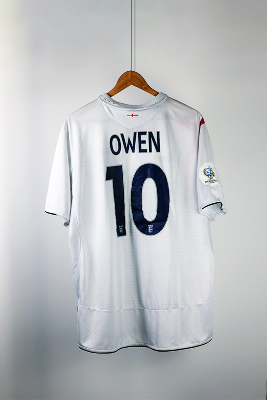 England 2005/06 Home - Michael Owen  - XL